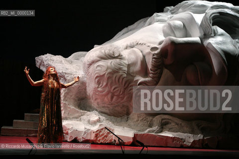 Roma,Opera Theatre 12 01 2007.Salome, from a booklet of Hedwig Lachmann, music by Richard Strauss, conductor Gunter Neuhold, director Giorgio Albertazzi, scene Lorenzo Fonda, costums Elena Mannini, Opera Theatre Orchestra.  ©Riccardo Musacchio & Flavio Ianniello/Rosebud2