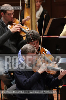 Roma, Auditorium Parco dlla Musica 18 11 2005.Orchestra dellAccademia Nazionale di Santa Cecilia .David Zinman direttore (in prova).Nella foto: musicisti e strumenti.Ph Riccardo Musacchio  ©Riccardo Musacchio & Flavio Ianniello/Rosebud2