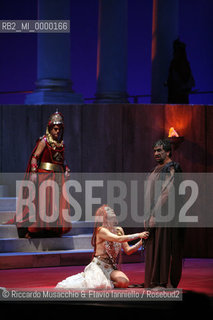 Roma,Opera Theatre 12 01 2007.Salome, from a booklet of Hedwig Lachmann, music by Richard Strauss, conductor Gunter Neuhold, director Giorgio Albertazzi, scene Lorenzo Fonda, costums Elena Mannini, Opera Theatre Orchestra..in the picture: Francesca Patane (Salome), Annoshah Golesorkhi (Jochanaan) and Mario Zeffiri (Narraboth).  ©Riccardo Musacchio & Flavio Ianniello/Rosebud2