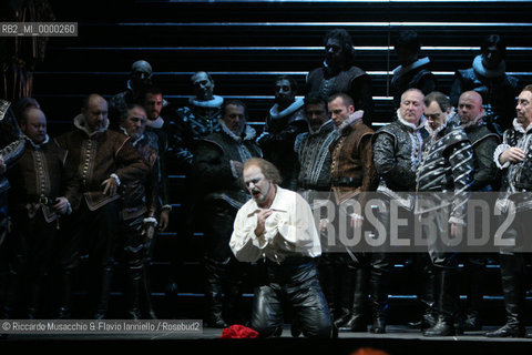 Feb 08 2006  Opera Theatre of Rome.RIGOLETTO.Music of Giuseppe Verdi.Rome Opera Orchestra and choir .Conductor: Bruno Campanella .Director: Giovanni Agostinucci .In the picture: Roberto Frontali (Rigoletto).  ©Riccardo Musacchio & Flavio Ianniello/Rosebud2