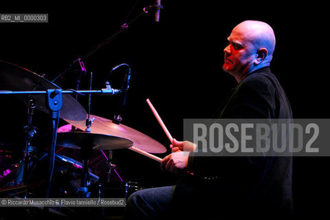 Rome, Auditorium Jan 30 2008.Un incontro in Jazz .Gino Paoli voice.Flavio Boltro bugle.Danilo Rea piano.Rosario Bonaccorso contrabbasso.Roberto Gatto drums (picture).  ©Riccardo Musacchio & Flavio Ianniello/Rosebud2