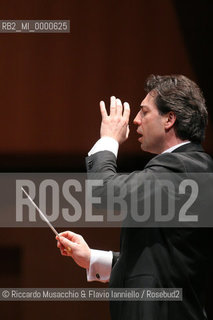 May 27 2006, Rome Auditorium.Concert of the Santa Cecilia Accademy Orchestra Conductor Nicola Luisotti..  ©Riccardo Musacchio & Flavio Ianniello/Rosebud2