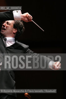 May 27 2006, Rome Auditorium.Concert of the Santa Cecilia Accademy Orchestra Conductor Nicola Luisotti..  ©Riccardo Musacchio & Flavio Ianniello/Rosebud2