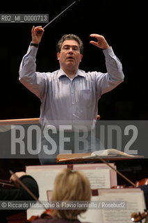 Italy Rome, Auditorium 09 04  2005. Santa Cecilia National Orchestra .conductor Carlo Rizzi during the reharsals.Ph Riccardo Musacchio  ©Riccardo Musacchio & Flavio Ianniello/Rosebud2