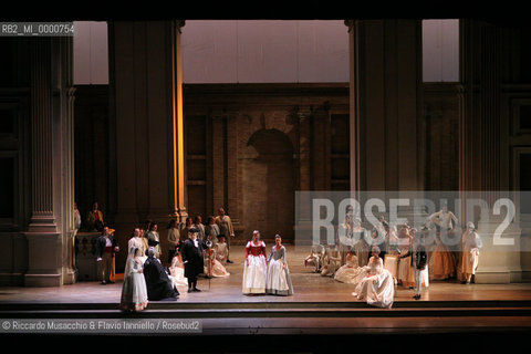 Roma, Teatro dell Opera 18 09 2005  LE NOZZE DI FIGARO  di Wolfgang Amadeus Mozart.ORCHESTRA E CORO DEL TEATRO DELLOPERA.Maestro concertatore e Direttore: Gianluigi Gelmetti.Regia di Gigi Proietti.Scene e costumi di Quirino Conti.Ph Riccardo Musacchio  ©Riccardo Musacchio & Flavio Ianniello/Rosebud2