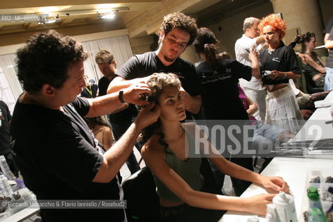 Roma,  13 07 2005.Settimana dell Alta Moda Capitolina.Sfilata di Cavagna D Amico.Nella foto: le modelle al trucco nel backstage.Ph Riccardo Musacchio & Flavio Ianniello  ©Riccardo Musacchio & Flavio Ianniello/Rosebud2