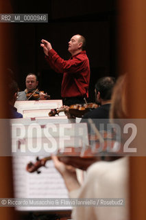 Mar 10 2006 Rome, Auditorium.National Santa Cecilia Orchestra .Conductor Paul McCreesh.  ©Riccardo Musacchio & Flavio Ianniello/Rosebud2