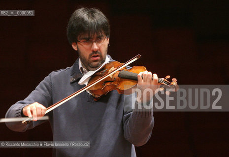 Roma, Auditorium Parco della Musica 26 01 2007.Orchestra dellAccademia Nazionale di Santa Cecilia  .Philippe Jordan direttore.Leonidas Kavakos violino (in prova).  ©Riccardo Musacchio & Flavio Ianniello/Rosebud2