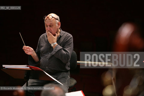 Roma, Auditorium Parco della Musica 01 10 2007.Orchestra dellAccademia di Santa Cecilia.Direttore Michael Nyman..Ph Riccardo Musacchio  ©Riccardo Musacchio & Flavio Ianniello/Rosebud2