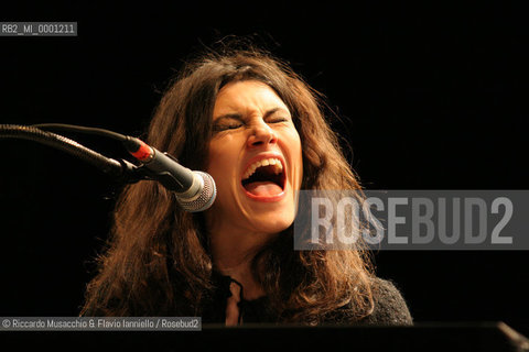 19 Mar 06, Rome Eliseo Theatre.The pop singer and songwriter LAura.  ©Riccardo Musacchio & Flavio Ianniello/Rosebud2