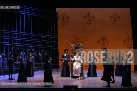 Mar 21 2005 , Opera Theatre of Rome.MARIA STUARDA composed by Gaetano Donizetti.director and costume designer: Francesco Esposito.conductor: Riccardo Frizza.Scene: Italo Grassi.In The picture: Elisabetta: Marianna Pentcheva.  ©Riccardo Musacchio & Flavio Ianniello/Rosebud2