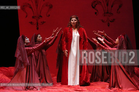 Mar 21 2005 , Opera Theatre of Rome.MARIA STUARDA composed by Gaetano Donizetti.director and costume designer: Francesco Esposito.conductor: Riccardo Frizza.Scene: Italo Grassi.In the picture: Elisabetta: Marianna Pentcheva.  ©Riccardo Musacchio & Flavio Ianniello/Rosebud2