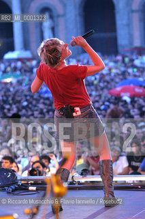 Napoli, Piazza del Plebiscito 17 / 07 / 2005.Cornetto Free Music Festival.nella foto: Irene Grandi.Ph Riccardo Musacchio & Flavio Ianniello  ©Riccardo Musacchio & Flavio Ianniello/Rosebud2