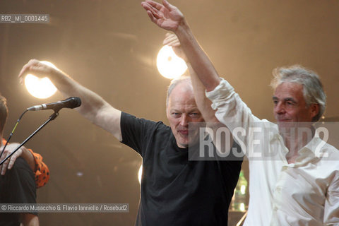 26 Mar 2006 Rome, Auditorium Parco della Musica.David Gilmour singer and guitarist of the rock band Pink Floyd in concert. in the picture: David gilmour with Richard Wright.  ©Riccardo Musacchio & Flavio Ianniello/Rosebud2