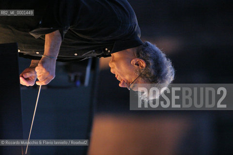 Roma, Caracalla 19 07 2005.Il maestro Placido Domingo dirige le prove di AIDA.Opera in quattro atti .Libretto di Antonio Ghislanzoni.Musica di Giuseppe Verdi .ORCHESTRA, CORO E CORPO DI BALLO DEL TEATRO DELLOPERA .In collaborazione con la Washington Opera .Ph Riccardo Musacchio..Italy Rome Caracalla 19 07 2005.the conductor Placido Domingo conducts Aida.Opera in four times.music of Giuseppe Verdi.collaboration with Washington Opera.Ph Riccardo Musacchio  ©Riccardo Musacchio & Flavio Ianniello/Rosebud2