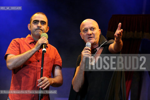 Rome, Jul 18 2006.the italian actor Claudio Bisio in concert with the band Elio e le storie Tese.  ©Riccardo Musacchio & Flavio Ianniello/Rosebud2