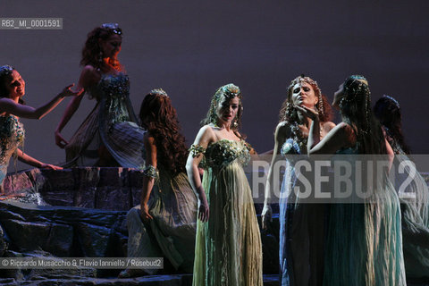 Apr 17 2006, Rome Opera Theatre.LA LEGGENDA DI SAKUNTALA.Music of Franco Alfano.Opera Theatre Orchestra and Choir.Conductor and director: Gianluigi Gelmetti.Scene: Maurizio Varamo.Costums: Anna Biagiotti.Coreografphie: Amedeo Amodio.In the picture: Sakuntala, Francesca Patane.  ©Riccardo Musacchio & Flavio Ianniello/Rosebud2