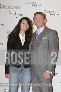 Rome, Dec 14 2006.Photocall of the Usa movie Casino Royal (007), director Ian Fleming..in the picture: the italian actress Caterina Murino and the English actor Daniel Craig..  ©Riccardo Musacchio & Flavio Ianniello/Rosebud2