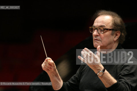 Roma, Auditorium Parco della Musica 07 12 2007.Charles Dutoit direttore.Nikolai Demidenko pianoforte (in prova)..  ©Riccardo Musacchio & Flavio Ianniello/Rosebud2