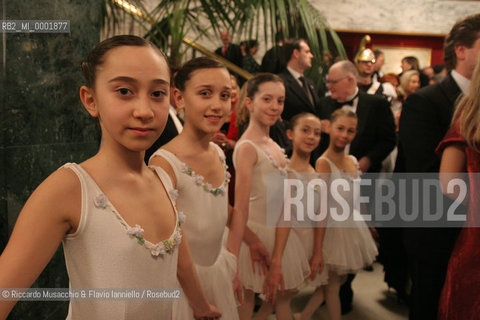 18 Jan 2006 Rome Opera Theatre..Don Giovanni. Music Wolfgang Amadeus Mozart..Opera Theatre Orchestra and chorus..Director: Franco Zeffirellli.Conductor: Hubert Saudant.In the picture: foyer.  ©Riccardo Musacchio & Flavio Ianniello/Rosebud2