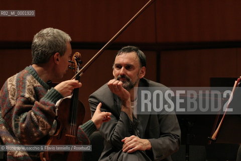 Rome, Auditorium  03 12 2004.the conductor Will Humburg condutcs the Santa Cecilia Orchestra during the rehearsals .Ph Riccardo Musacchio  ©Riccardo Musacchio & Flavio Ianniello/Rosebud2