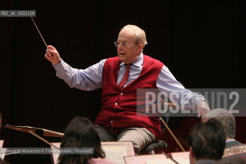 Roma, Auditorium Parco della Musica 11 / 03 / 2005..Orchestra dellAccademia Nazionale di Santa Cecilia .direttore Wolfgang Sawallisch in prova.Ph Riccardo Musacchio..Italy Rome Parco della Musica 11 03 2005.The Santa Cecilias National Accademy Orchestra conductor Wolfgang Sawallisch during the rehearsals.Ph Riccardo Musacchio  ©Riccardo Musacchio & Flavio Ianniello/Rosebud2