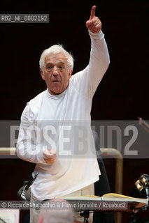 Roma, Auditorium Parco della Musica 19 04 2007.Orchestra e Coro dellAccademia Nazionale di Santa Cecilia in prova. Vladimir Ashkenazy direttore, Camilla Tilling soprano, Sergei Leiferkus baritono, Maddalena Crippa voce recitante, Giovanni Crippa voce recitante.  ©Riccardo Musacchio & Flavio Ianniello/Rosebud2