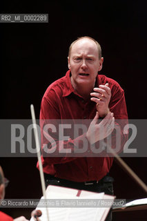 Mar 10 2006 Rome, Auditorium.National Santa Cecilia Orchestra .Conductor Paul McCreesh.  ©Riccardo Musacchio & Flavio Ianniello/Rosebud2