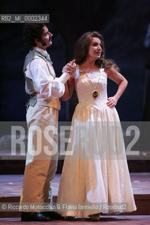 Roma, Teatro dell Opera 20 11 2005.La Sonnambula. Musica di Vincenzo Bellini.Regia Pier Francesco Maestrini.Direttore dêorchestra Bruno Campanella.Scene e costumi Alfredo Troisi.Nella foto: Cinzia Forte (Amina) e Dmitri Korchak (Elvino).Ph Riccardo Musacchio  ©Riccardo Musacchio & Flavio Ianniello/Rosebud2