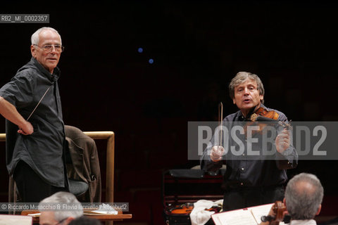 Roma, Auditorium Parco della Musica 27 01 06.Orchestra dellAccademia Nazionale di Santa Cecilia in prova, direttore Dietfried Bernet, violino Uto Ughi.Ph Riccardo Musacchio & Flavio Ianniello  ©Riccardo Musacchio & Flavio Ianniello/Rosebud2