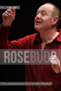 Mar 10 2006 Rome, Auditorium.National Santa Cecilia Orchestra .Conductor Paul McCreesh.  ©Riccardo Musacchio & Flavio Ianniello/Rosebud2