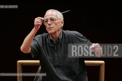 Roma, Auditorium Parco della Musica 27 01 06.Orchestra dellAccademia Nazionale di Santa Cecilia in prova, direttore Dietfried Bernet, violino Uto Ughi.Ph Riccardo Musacchio & Flavio Ianniello  ©Riccardo Musacchio & Flavio Ianniello/Rosebud2