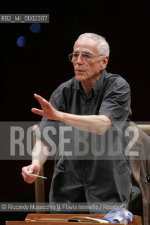 Roma, Auditorium Parco della Musica 27 01 06.Orchestra dellAccademia Nazionale di Santa Cecilia in prova, direttore Dietfried Bernet, violino Uto Ughi.Ph Riccardo Musacchio & Flavio Ianniello  ©Riccardo Musacchio & Flavio Ianniello/Rosebud2