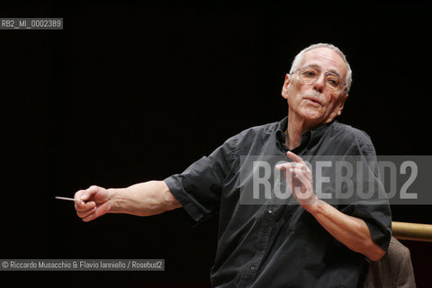 Roma, Auditorium Parco della Musica 27 01 06.Orchestra dellAccademia Nazionale di Santa Cecilia in prova, direttore Dietfried Bernet, violino Uto Ughi.Ph Riccardo Musacchio & Flavio Ianniello  ©Riccardo Musacchio & Flavio Ianniello/Rosebud2