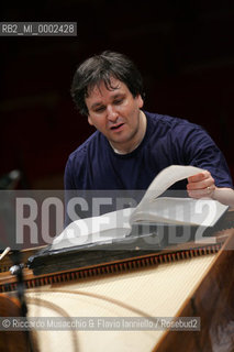 Roma, Auditorium Parco della Musica 08 05 2006.Don Giovanni.Orchestra e Coro dellAccademia Nazionale di Santa Cecilia.direttore: Antonio Pappano (in prova).Ph Riccardo Musacchio  ©Riccardo Musacchio & Flavio Ianniello/Rosebud2