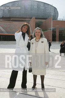 Apr 21 2006 Rome, Auditorium Parco della Musica.Concert in honor of the Holy Father Pope Benedict XVI, on the occasion of Romes traditional birthday..Santa Cecilia Orchestra and Choir.Conductor: Vladimir Jurowski.Soprano: Laura Aikin.In the picture: Laura and Lavinia Biagiotti.  ©Riccardo Musacchio & Flavio Ianniello/Rosebud2