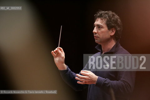 Rome, May 26 2006 Auditorium Music Park.Italian conductor Nicola Luisotti during the reharsals at Santa Cecilia Accademy..  ©Riccardo Musacchio & Flavio Ianniello/Rosebud2