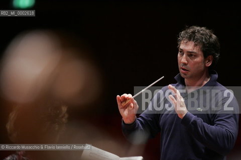 Rome, May 26 2006 Auditorium Music Park.Italian conductor Nicola Luisotti during the reharsals at Santa Cecilia Accademy..  ©Riccardo Musacchio & Flavio Ianniello/Rosebud2