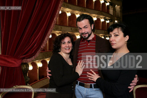 16 Jan 2006 Rome Opera Theatre: Portraits of the Cast the Mozarts opera Don Giovanni..in the picture from left: the singers Laura Cherici (Zerlina), Marco Vinco (Don Giovanni) and Darina Takova (Donna Elvira).  ©Riccardo Musacchio & Flavio Ianniello/Rosebud2