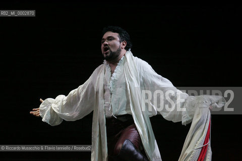 Feb 08 2006  Opera Theatre of Rome.RIGOLETTO.Music of Giuseppe Verdi.Rome Opera Orchestra and choir .Conductor: Bruno Campanella .Director: Giovanni Agostinucci .In The picture: Ramon Vargas .  ©Riccardo Musacchio & Flavio Ianniello/Rosebud2