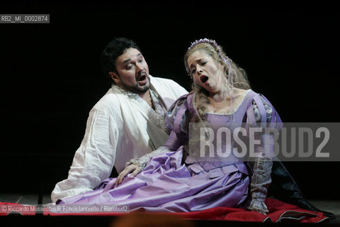 Feb 08 2006  Opera Theatre of Rome.RIGOLETTO.Music of Giuseppe Verdi.Rome Opera Orchestra and choir .Conductor: Bruno Campanella .Director: Giovanni Agostinucci .In The picture: Olga Makarina (Gilda) e Ramon Vargas.  ©Riccardo Musacchio & Flavio Ianniello/Rosebud2