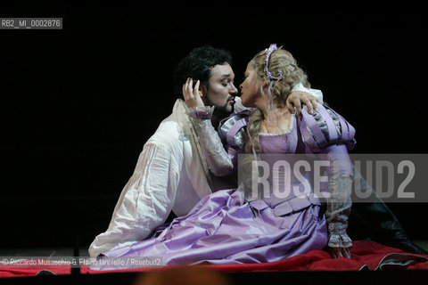 Feb 08 2006  Opera Theatre of Rome.RIGOLETTO.Music of Giuseppe Verdi.Rome Opera Orchestra and choir .Conductor: Bruno Campanella .Director: Giovanni Agostinucci .In The picture: Olga Makarina (Gilda) e Ramon Vargas.  ©Riccardo Musacchio & Flavio Ianniello/Rosebud2