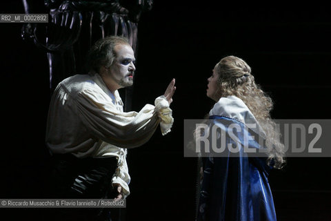 Feb 08 2006  Opera Theatre of Rome.RIGOLETTO.Music of Giuseppe Verdi.Rome Opera Orchestra and choir .Conductor: Bruno Campanella .Director: Giovanni Agostinucci .In the picture: Roberto Frontali (Rigoletto) e Olga Makarina (Gilda).  ©Riccardo Musacchio & Flavio Ianniello/Rosebud2