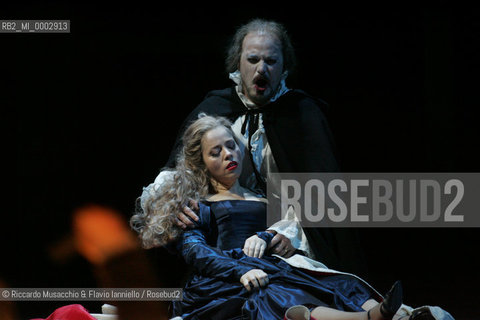 Feb 08 2006  Opera Theatre of Rome.RIGOLETTO.Music of Giuseppe Verdi.Rome Opera Orchestra and choir .Conductor: Bruno Campanella .Director: Giovanni Agostinucci .In the picture: Roberto Frontali (Rigoletto) e Olga Makarina (Gilda) .  ©Riccardo Musacchio & Flavio Ianniello/Rosebud2