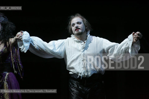 Feb 08 2006  Opera Theatre of Rome.RIGOLETTO.Music of Giuseppe Verdi.Rome Opera Orchestra and choir .Conductor: Bruno Campanella .Director: Giovanni Agostinucci .In the picture: Roberto Frontali (Rigoletto).  ©Riccardo Musacchio & Flavio Ianniello/Rosebud2