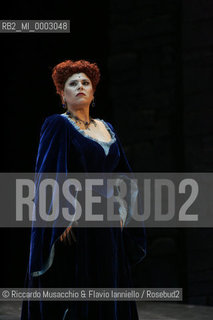 Mar 21 2005 , Opera Theatre of Rome.MARIA STUARDA composed by Gaetano Donizetti.director and costume designer: Francesco Esposito.conductor: Riccardo Frizza.Scene: Italo Grassi.In The picture: Elisabetta: Marianna Pentcheva .  ©Riccardo Musacchio & Flavio Ianniello/Rosebud2