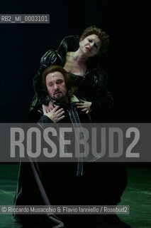 Mar 21 2005 , Opera Theatre of Rome.MARIA STUARDA composed by Gaetano Donizetti.director and costume designer: Francesco Esposito.conductor: Riccardo Frizza.Scene: Italo Grassi.In The picture: Maria Stuarda: Mariella Devia, Roberto: Dario Schmunck.  ©Riccardo Musacchio & Flavio Ianniello/Rosebud2