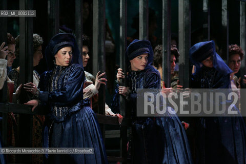 Mar 21 2005 , Opera Theatre of Rome.MARIA STUARDA composed by Gaetano Donizetti.director and costume designer: Francesco Esposito.conductor: Riccardo Frizza.Scene: Italo Grassi.  ©Riccardo Musacchio & Flavio Ianniello/Rosebud2