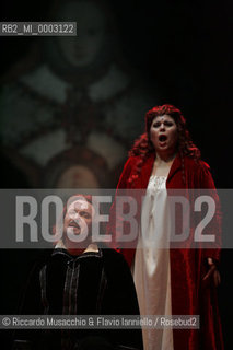 Mar 21 2005 , Opera Theatre of Rome.MARIA STUARDA composed by Gaetano Donizetti.director and costume designer: Francesco Esposito.conductor: Riccardo Frizza.Scene: Italo Grassi.In the picture: Roberto: Dario Schmunck, Elisabetta: Marianna Pentcheva.  ©Riccardo Musacchio & Flavio Ianniello/Rosebud2