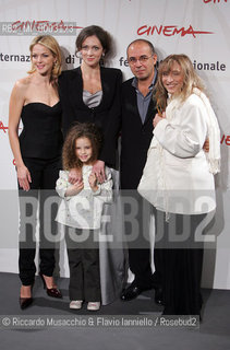 Roma, Auditorium 18 10 2006.Romefilmfest 2006:.photocall del film La sconosciuta di Giuseppe Tornatore..Nella foto: Claudia Gerini, Clara Dossena, Xsenia Rappoport, Giuseppe Tornatore e Piera Degli Esposti.  ©Riccardo Musacchio & Flavio Ianniello/Rosebud2